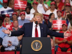 Дональд Трамп 2020 оны АНУ-ын ерөнхийлөгч сонгуульд дахин өрсөлдөхөө зарлалаа