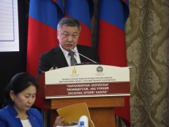 Парламентын ардчиллыг төлөвшүүлэх асуудлыг Үндсэн хуульд оруулах нэмэлт, өөрчлөлтийн төслүүдэд хэр..