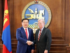 Экспортын бүтээгдэхүүний хэмжээ, нэр төрлийг нэмэгдүүлэх, дэд бүтцийг сайжруулах асуудлыг хөндөж я..