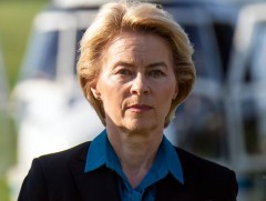 Урсула фон дер Ляйен Евро комиссын тэргүүнээр сонгогдлоо