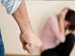 Гэр бүлийн хүчирхийлэлд өртөж 3 эмэгтэй нас баржээ