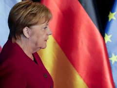 Ангела Меркель улс төрийг орхих төлөвлөгөөтэй байна