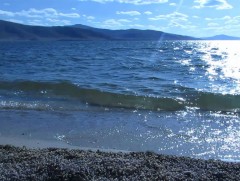 Өгий нуур жил ирэх тусам дундарч ширгэж байна...