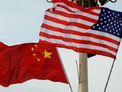 Хятадын бараа бүтээгдэхүүнээс авах 10 хувийн татварыг түр  хойшлуулжээ