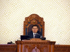 Үндсэн хуульд оруулах нэмэлт, өөрчлөлтийн төслийн хоёрдугаар хэлэлцүүлэг санал хураалтаар үргэлжил..