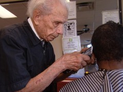 Дэлхийн хамгийн өндөр настай үсчин таалал төгсчээ