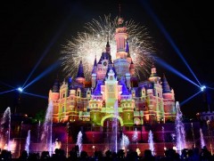 “Диснейлэнд” үйлчлүүлэгчиддээ гаднаас хүнс авч орохыг зөвшөөрчээ