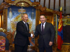 БНЧУ-ын Парламентын Сенатын танхимын Ерөнхийлөгч Ярослав Кубера Монгол Улсын Ерөнхийлөгчид бараалх..