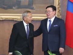 УИХ-ын дарга Г.Занданшатар харилцаагаа эдийн засгийн агуулгаар баяжуулах саналууд дэвшүүллээ