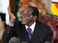 Зимбабвегийн Ерөнхийлөгч агсан Роберт Мугабетэй салах ёс гүйцэтгэх үеэр хүмүүс бэртжээ 