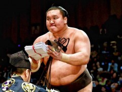 Хакүхо ояката болбол сүмогийн холбоо Монголжино