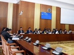 Хуулийн төслүүдийг хэлэлцэхийг дэмжив