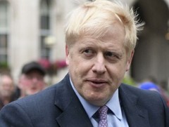 Их Британийн Ерөнхий сайд Брекситийн гэрээг хойшлуулах хүсэлт гаргалаа 