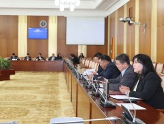 Хуулийн төслүүдийг хэлэлцэхийг дэмжив