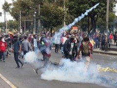  Эквадор улсад 714 хүнийг баривчлан саатуулжээ