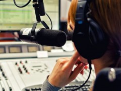 Амьдрал их мөрөн