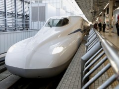 “N700S” хурдны шинэ галт тэргийг танилцууллаа