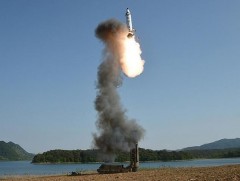 Умард Солонгос дахин пуужин харвалаа 