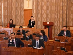 Хуулийн төслийг анхны хэлэлцүүлэгт бэлтгүүлэхээр шилжүүлэв