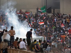 Эсэргүүцлийн жагсаалын үеэр  гарсан үймээний уршгаар 104 хүн амиа алджээ