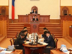 Сайжруулсан түлшний талаар тавьсан асуулгын хариуг сонсож, хууль, УИХ-ын тогтоолыг хэлэлцэн баталлаа