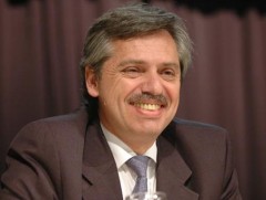 Альберто Фернандест төрийн тэргүүний сонгуульд ялалт байгуулжээ 