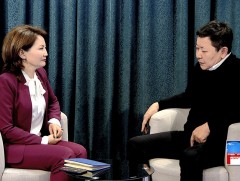 “Явлаа, ирлээ” - 