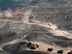 Ирэх оны төсвийн орлогын дөрөвний нэг хувийг уул уурхайн салбар бүрдүүлнэ 