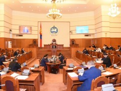 Монгол Улсын 2020 оны төсвийн тухай хуулийн төслийг гурав дахь хэлэлцүүлэгт  шилжүүллээ