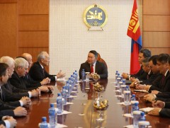 Зүүн хойд Азийн орнуудын байгалийн хий болон хий дамжуулах хоолойн асуудлаар ярилцлаа