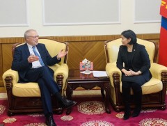 УИХ-ын гишүүн З.Нарантуяа ЕСБХБ-ны Улс төрийн зөвлөхийг хүлээн авч уулзав