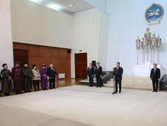 Атар газар эзэмшсэний 60 жилийн ойг тохиолдуулан Төрийн дээд цол, одон медаль гардууллаа