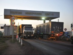 Нүүрс тээвэрлэж байгаа жолооч нар бичиг баримтын зөрчил ихтэй байна