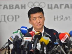 УИХ-ын гишүүн асан С.Баярцогт цаг үеийн асуудлаар мэдээлэл хийлээ