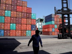 Индонезийн эдийн засгийн өсөлт суларчээ