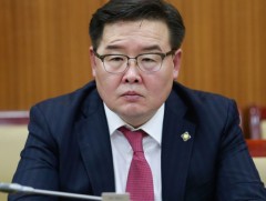 Буруутай үйлдэл гаргасан албан тушаалтнуудтай хариуцлага тооцох ёстой