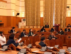 Онцгой албан татвараас чөлөөлөх тухай хуулийн төслийг баталлаа