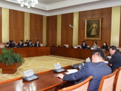 ТББХ: Ирэх оны төсвийн тухай хуулийн төслүүдийн хоёр дахь хэлэлцүүлгийг хийлээ