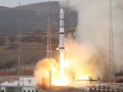 Хятад улс нэг пуужингаар зургаан хиймэл дагуулыг хөөргөлөө 