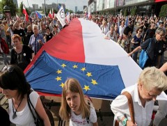 Польш улс Европын холбооноос гарахад хүрч магадгүй 