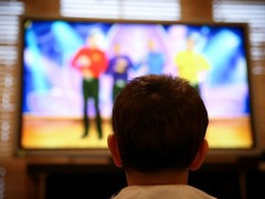 Садар, самуун сурталчилсан контентод хяналт тавихад эцэг, эхчүүдийн оролцоо чухал