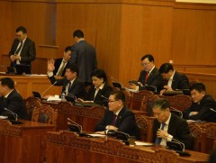 Нийтээр тэмдэглэх баярын болон тэмдэглэлт өдрүүдийн тухай хуульд нэмэлт оруулах тухай хуулийн төсл..