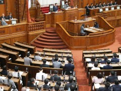 Японы парламентын дээд танхим АНУ-тай хийсэн худалдааны гэрээгээ соёрхон баталлаа