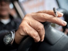 2020 онд тамхи татдаг эрчүүдийн тоо буурах төлөвтэй байна 