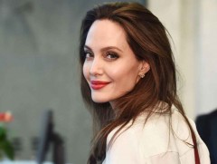 Анжелина Жолигийн таталбар 