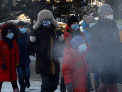 СЭРЭМЖЛҮҮЛЭГ: Хүүхдээ олон нийтийн газар дагуулж явах хэрэггүй 