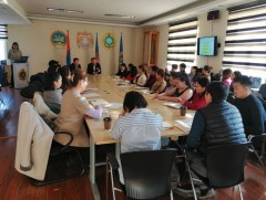 Катерингийн үйлчилгээтэй эрхлэгчидтэй уулзаж, хордлого халдвараас урьдчилан сэргийлэх зөвлөмж өгөв