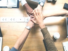 Ажилтан ажил үүргээ гүйцэтгэж эхэлснээр хөдөлмөр эрхлэлтийн харилцаа үүссэнд тооцно