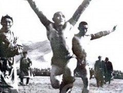 Улсын наадамд хөдөөнөөс түрүүлсэн бөх 