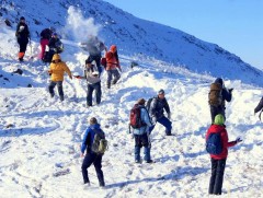 Өвлийн улиралд ууланд алхах нь эмгүй эмчилгээ болдог